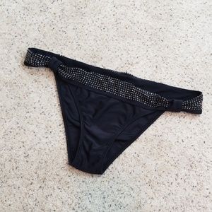 Kardashian cheeky bikini bottoms